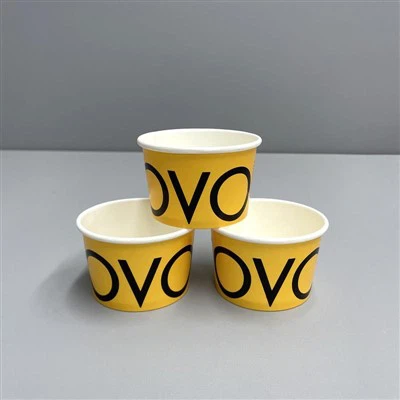 Gelato lody kubki z papierowymi pokrywkami